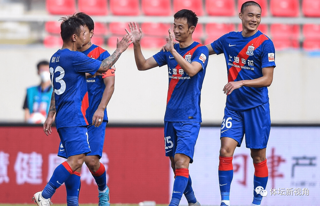 威廉姆斯险胜阿斯顿马丁，周冠宇状态火热