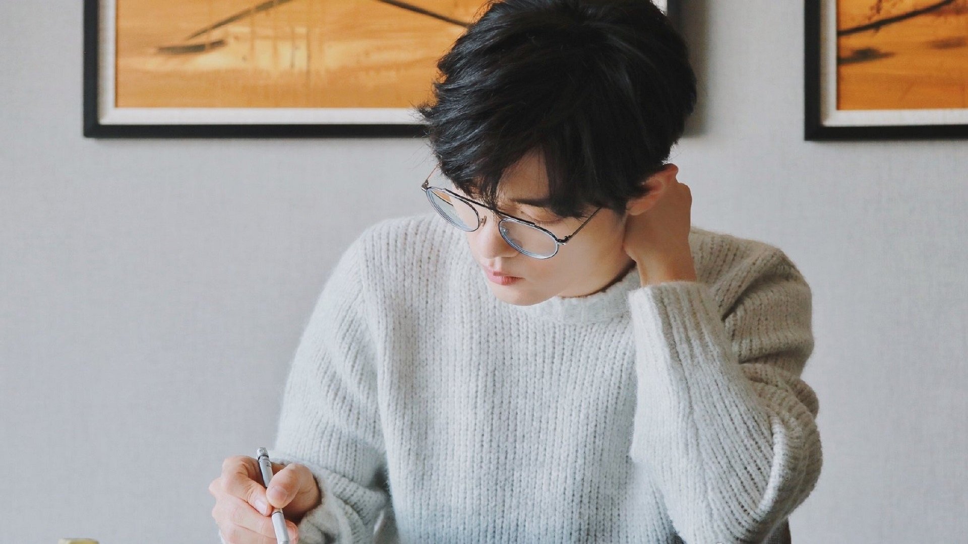 油门踩到底,他的人生赛道刚启程,F1新赛季揭幕战之夜的另一种光芒