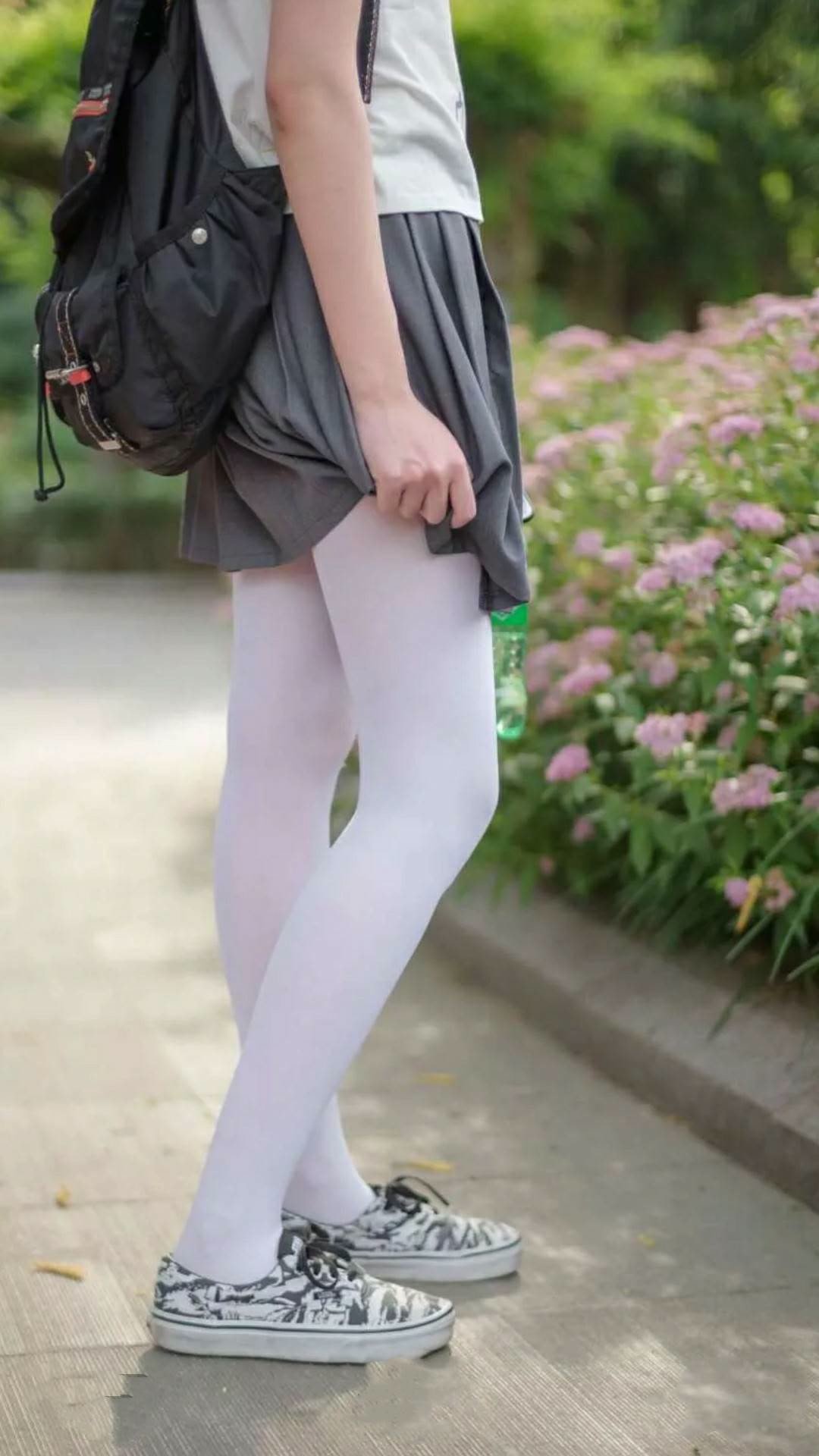 末节封神!莫兰特单骑救主,尼克斯血拼黄蜂惊险过关